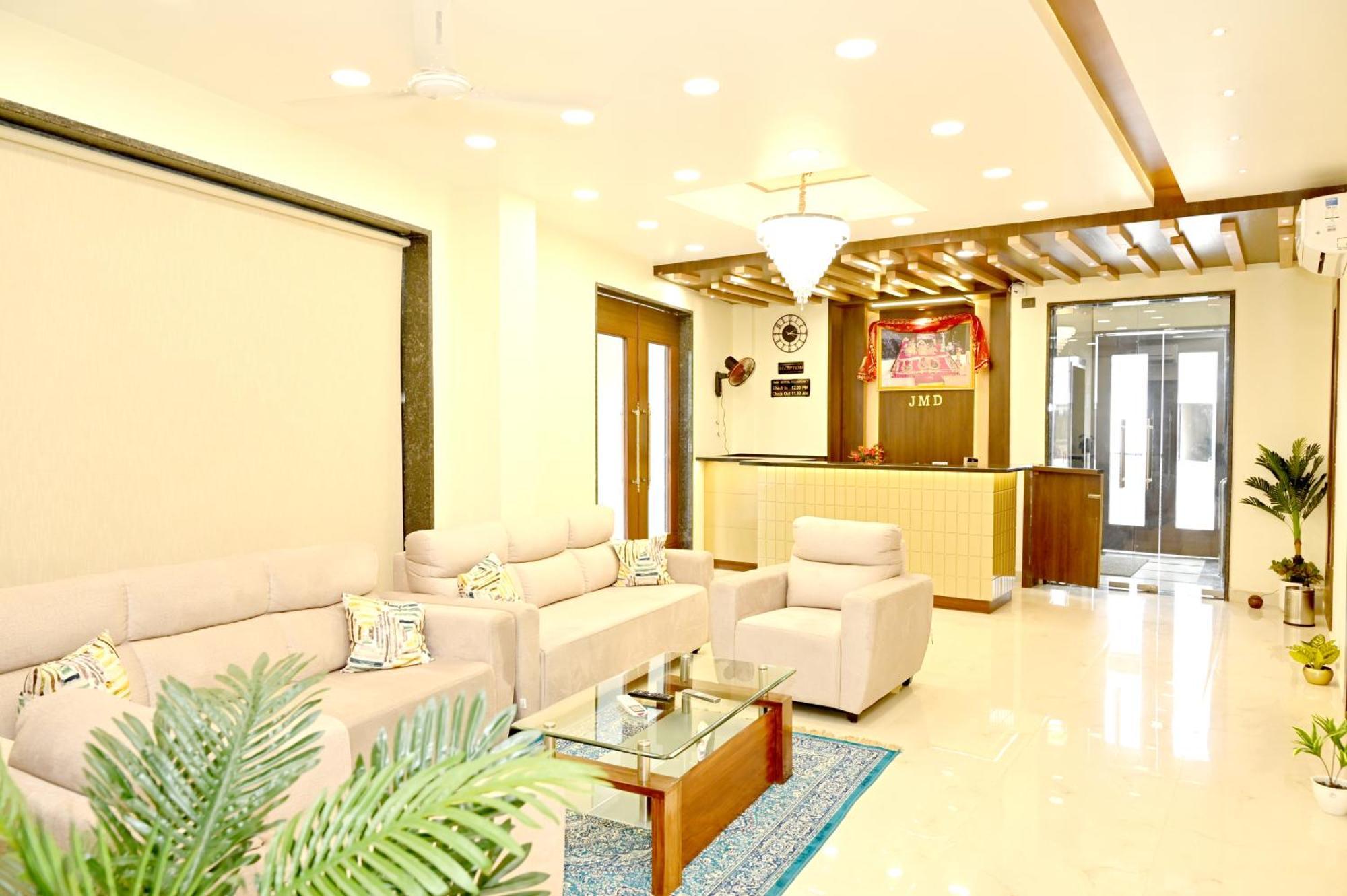 Jmd Royal Residency I Luxury 3-Star Hotel - Varanasi — Photos 1